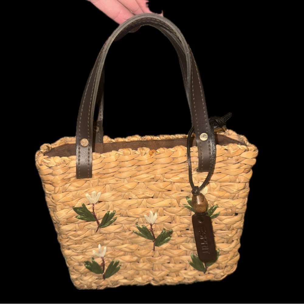 Charming Straw Tote with Floral Design
